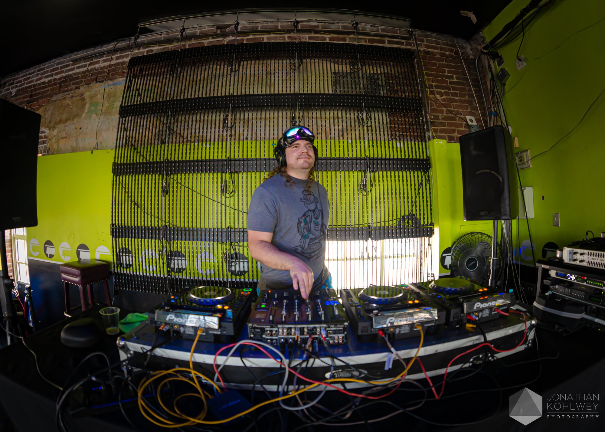 Steezify performing